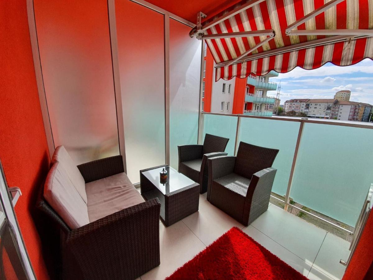 Royal Central Apartament Lägenhet Oradea Exteriör bild