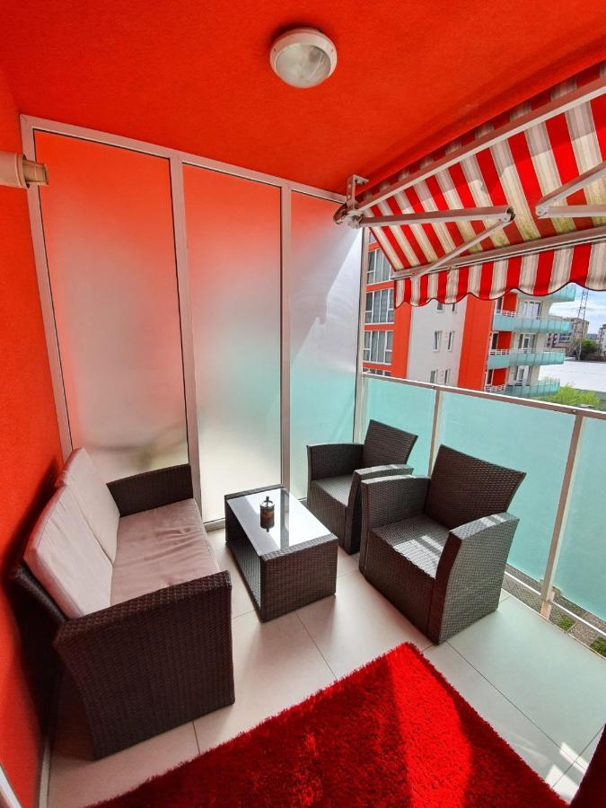 Royal Central Apartament Lägenhet Oradea Exteriör bild